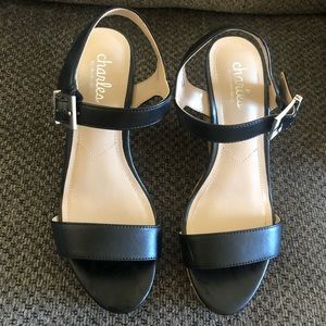 Black wedges